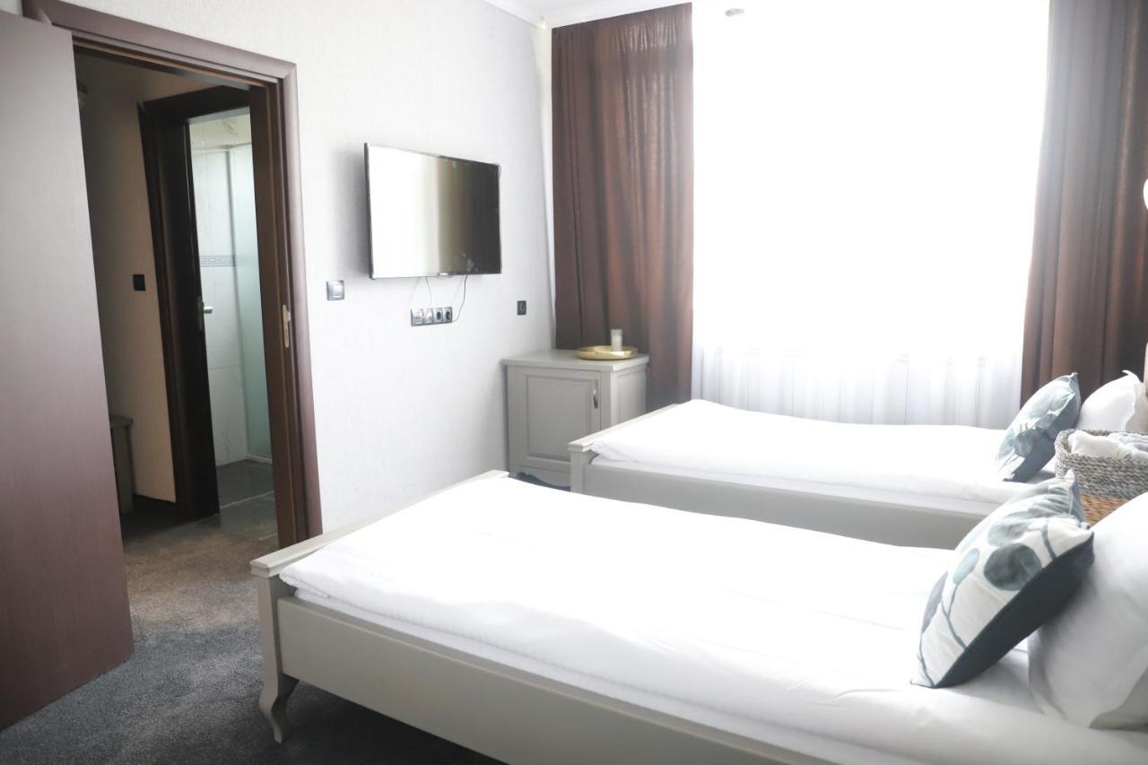 Prity Sport Botique Hotel 上奥里亚霍维察 外观 照片